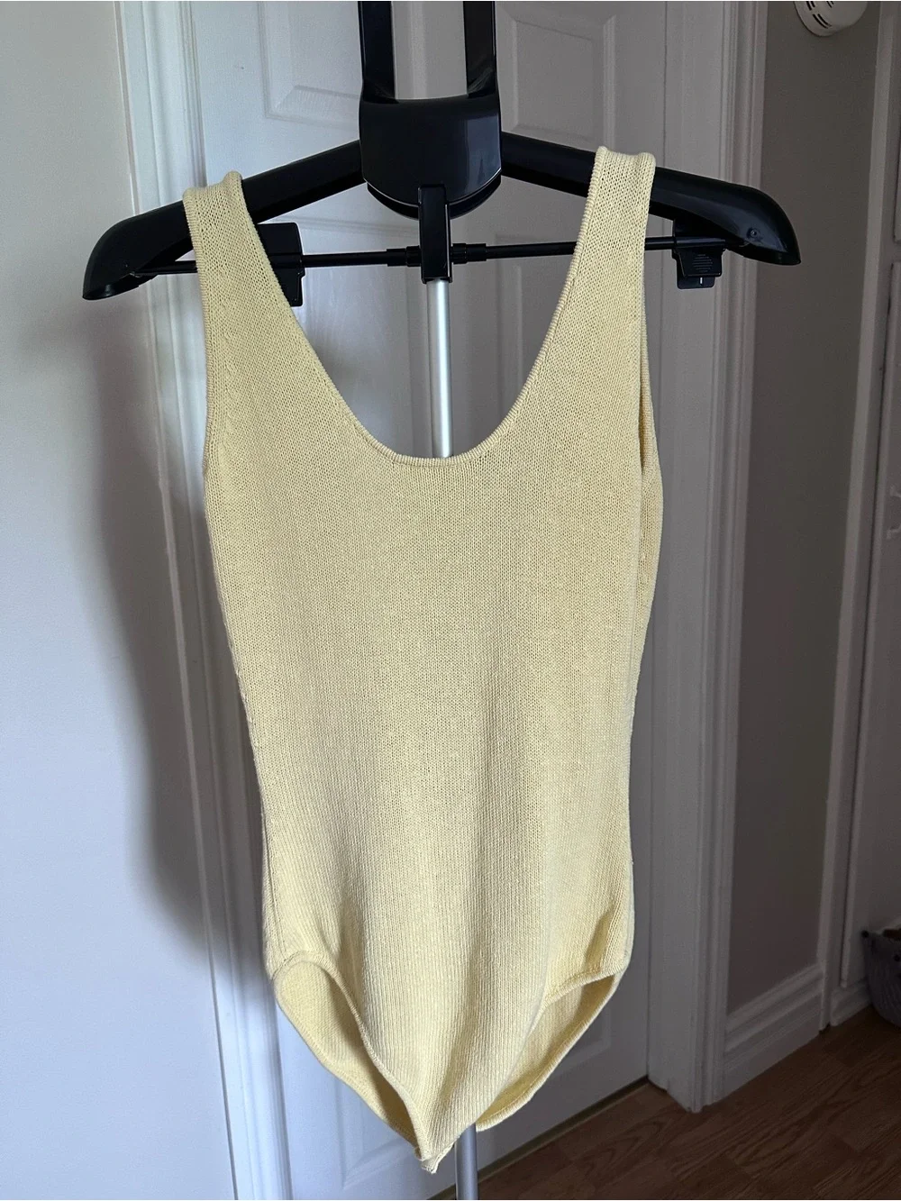 ZARA buttery yellow knit bodysuit size MED - Picture 4 of 9